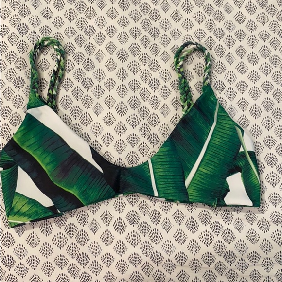 SHEIN Other - 3/$20 NWOT SHEIN Tropical Bikini Top